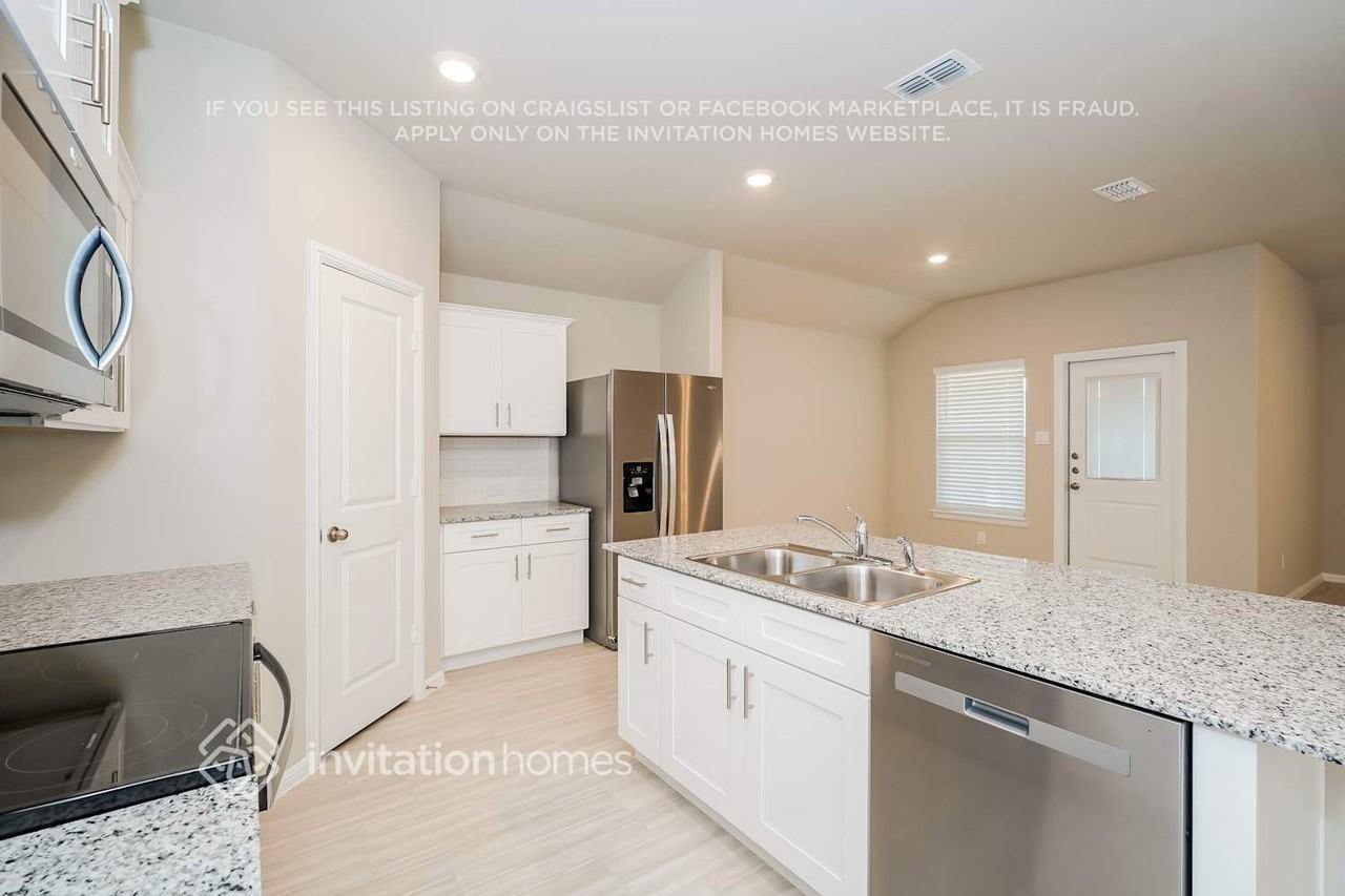 432 Kaufman Dr - Photo 6 of 17