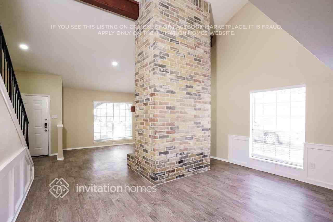 4402 Dawn Creek Ln - Photo 7 of 18