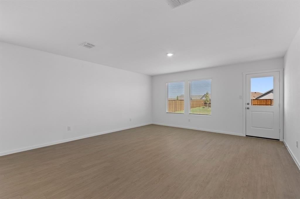 11333 Rodeo Dr - Photo 7 of 39