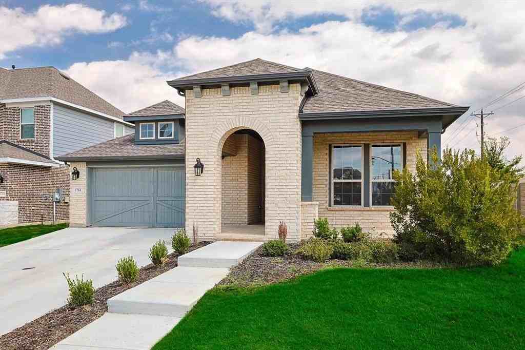 1704 Terrace Way - Photo 3 of 31