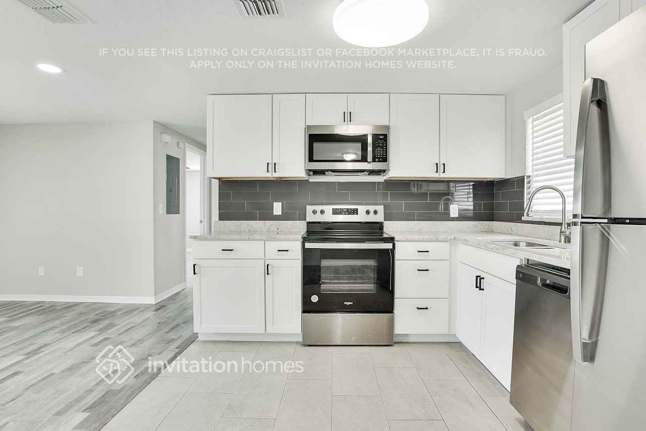 201 Spring Lake Cir - Photo 6 of 20