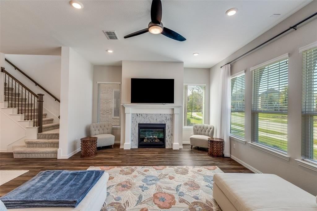 3309 Sarala Ct - Photo 3 of 36