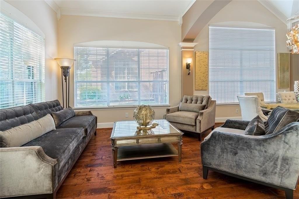 17804 River Chase Dr - Photo 3 of 19