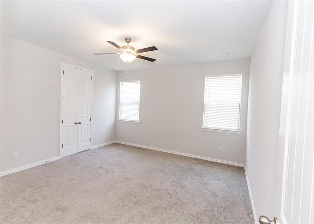 1859 Barnhill Ln - Photo 7 of 30