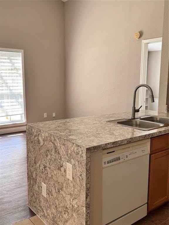 6005 Dunn Drive - Photo 4 of 7