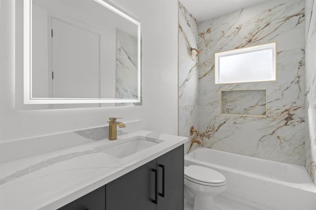 1847 Pollard St - Photo 7 of 11