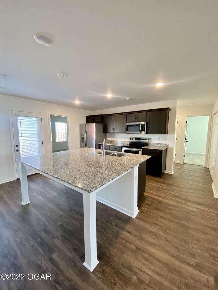 325 Eagle Edge - Photo 4 of 21