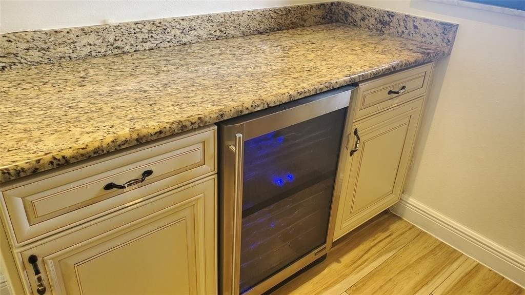 10110 Boca Entrada Blvd #302 - Photo 5 of 22