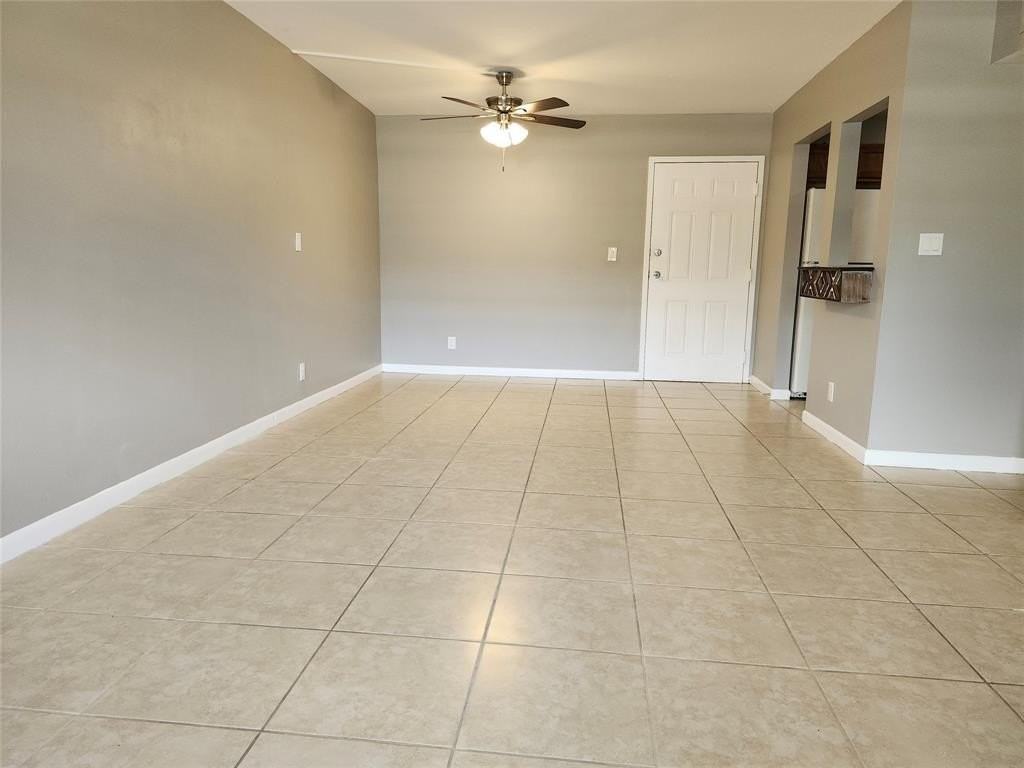 475 Se 8th St #117 - Photo 5 of 33