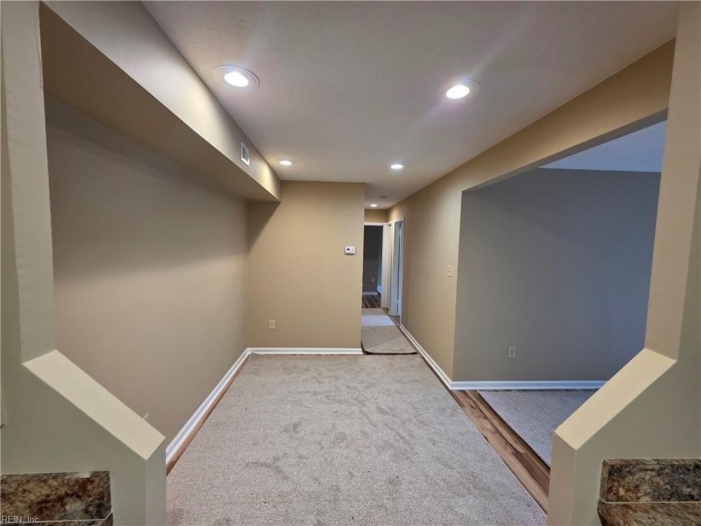 4003 Governors Sq #8 - Photo 5 of 30