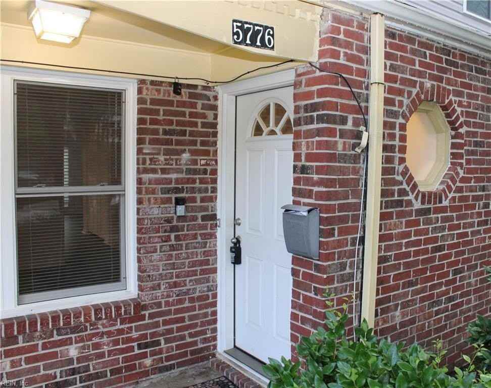 5776 W Hastings Arch - Photo 4 of 38