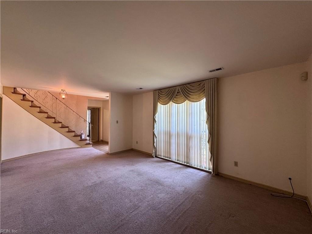 500 Carters Grove Ct - Photo 3 of 24