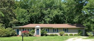 240 Fresno Dr - Photo 1 of 1