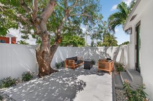 515 Nw 1st St #1 - Photo 1 of 1