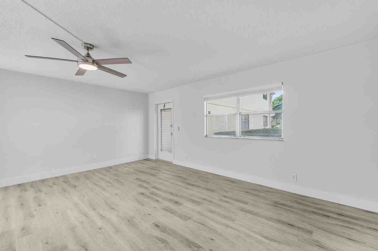 59 Saxony Circle - Photo 5 of 31