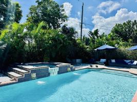 featured image of 1728 Ne 40th St