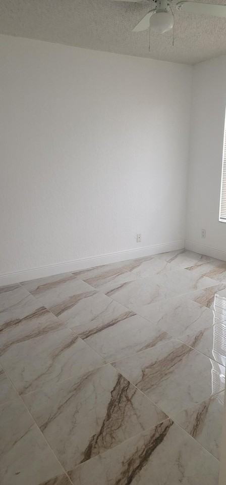 1523 Lake Crystal Drive #E - Photo 7 of 27