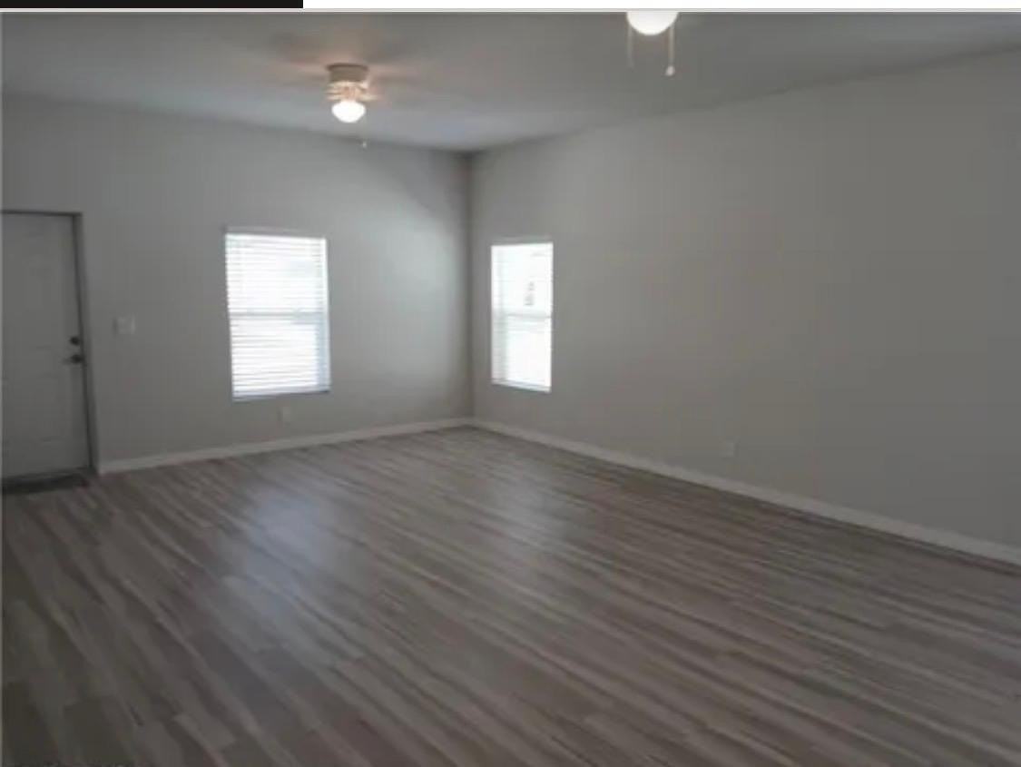 1520 Las Villas Boulevard - Photo 5 of 14