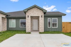 featured image of 690 Seminole Ln