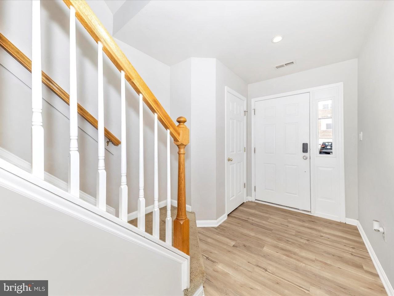 2103 Paxton Ter - Photo 2 of 50