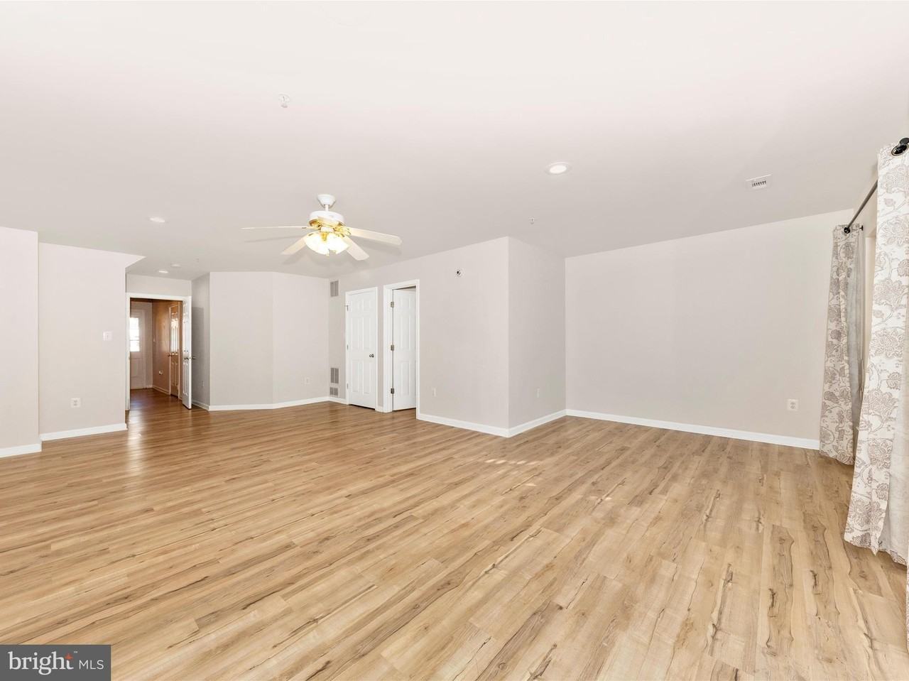 2103 Paxton Ter - Photo 5 of 50