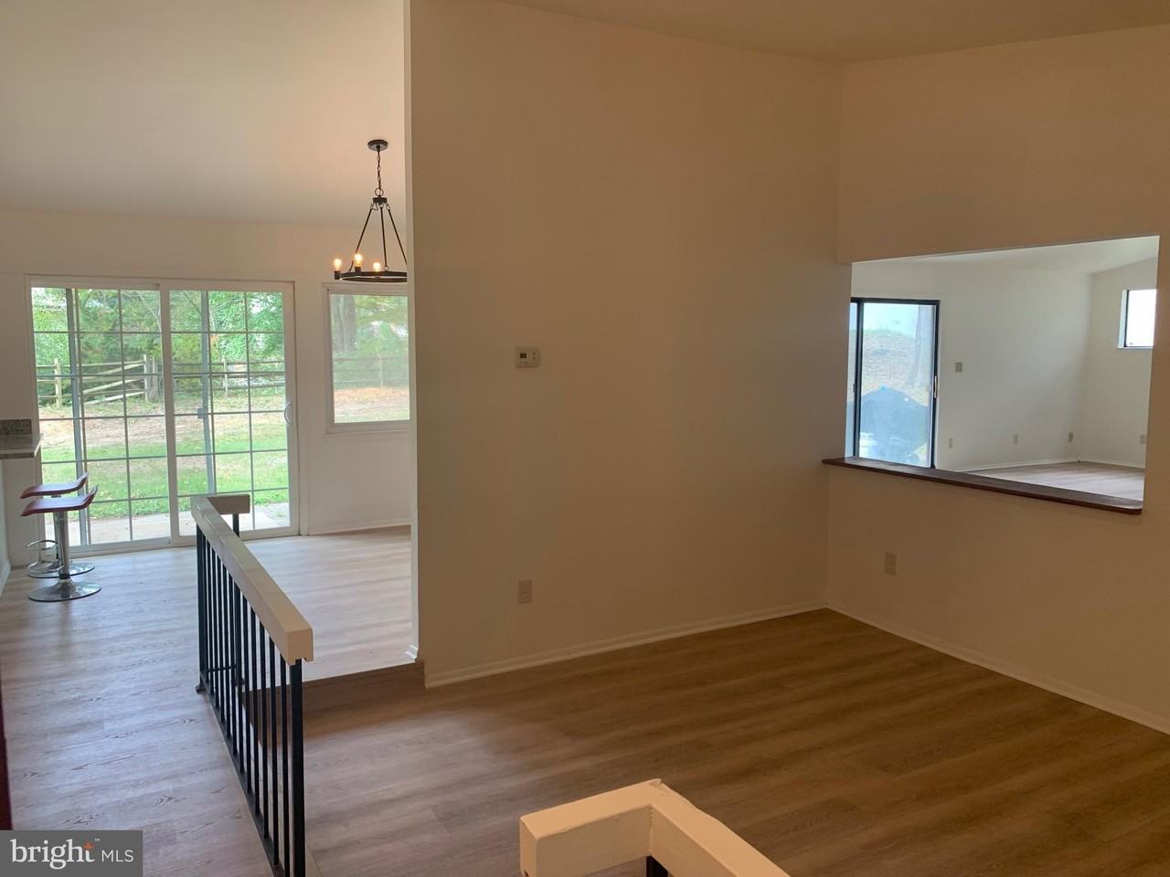 5656 Shadowfall Terrace - Photo 6 of 41