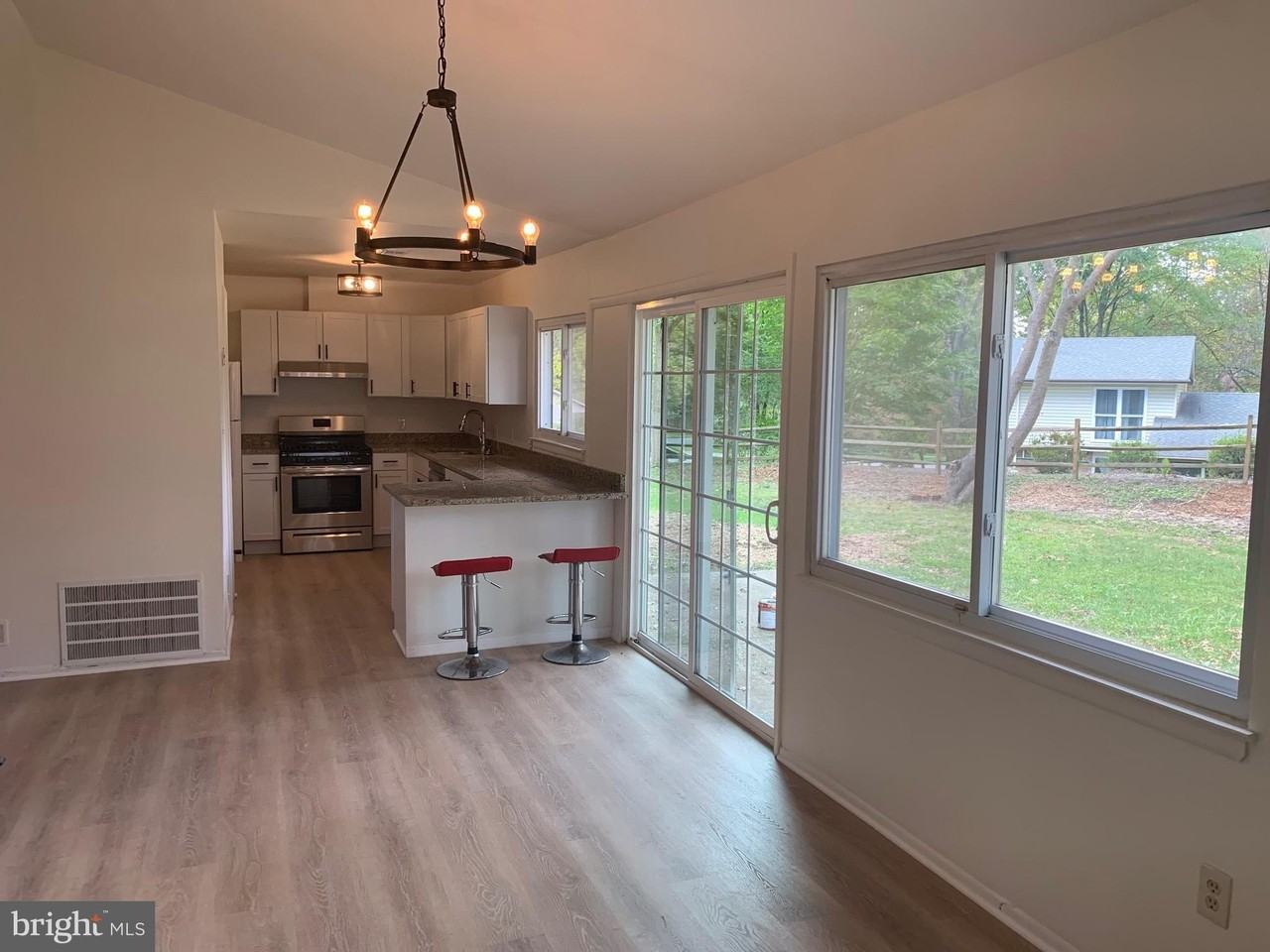 5656 Shadowfall Terrace - Photo 7 of 41