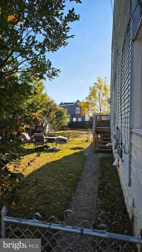 1021 William St Unit 1 #1 - Photo 3 of 13