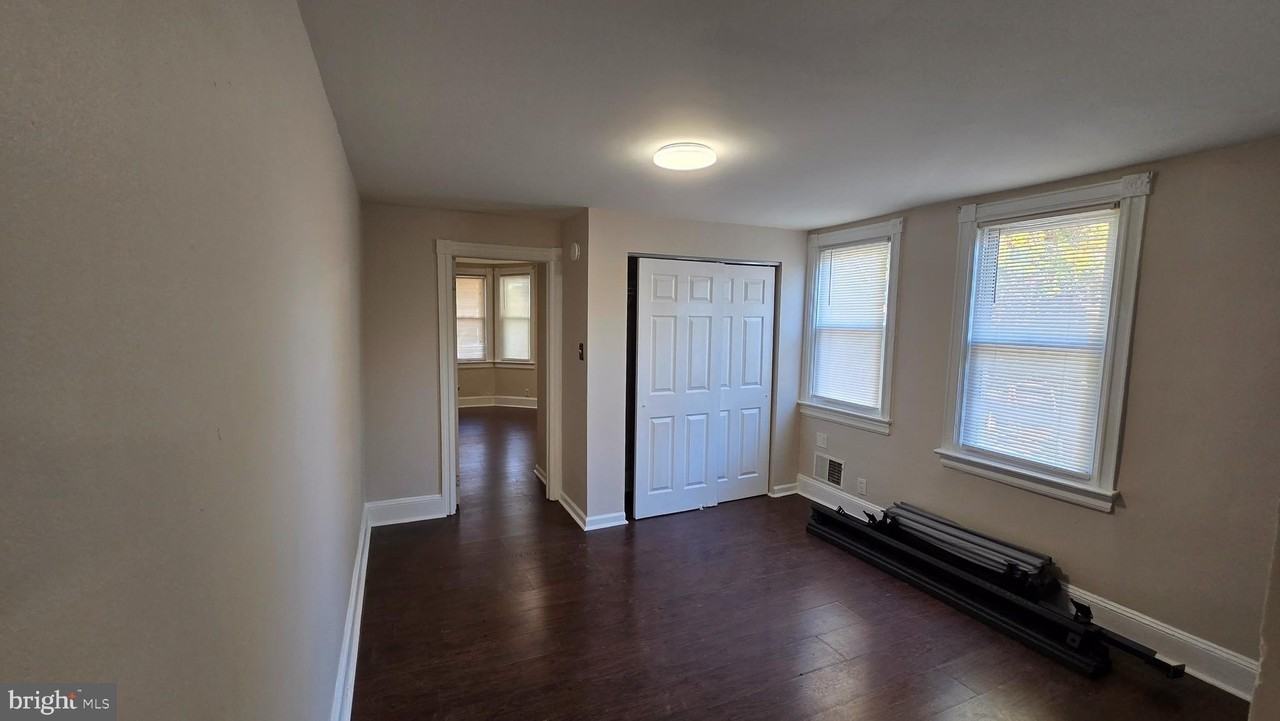 1021 William St Unit 1 #1 - Photo 6 of 13