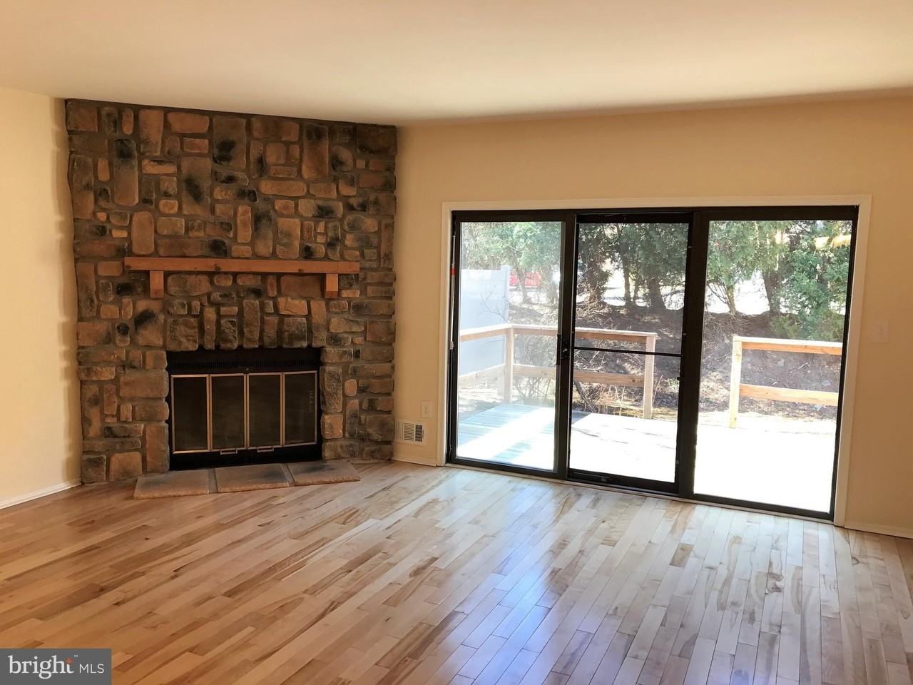 12 Manor Dr - Photo 7 of 19