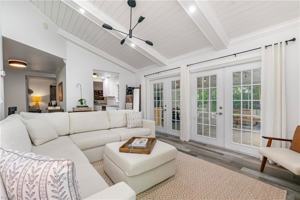 featured image of 1320 Lake Shore Dr