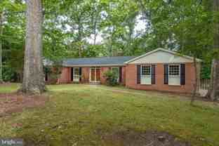 3241 Riverview Dr - Photo 1 of 1