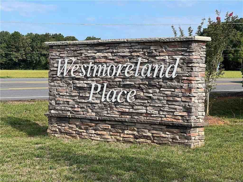 2101 Owls View Ln - Photo 2 of 50