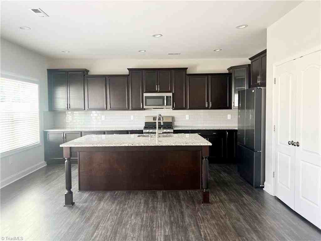 2101 Owls View Ln - Photo 7 of 50