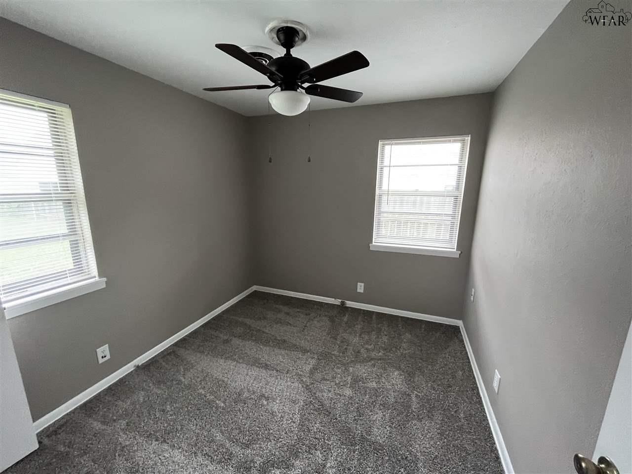 4704 NORTHSHORE DRIVE - Photo 5 of 7