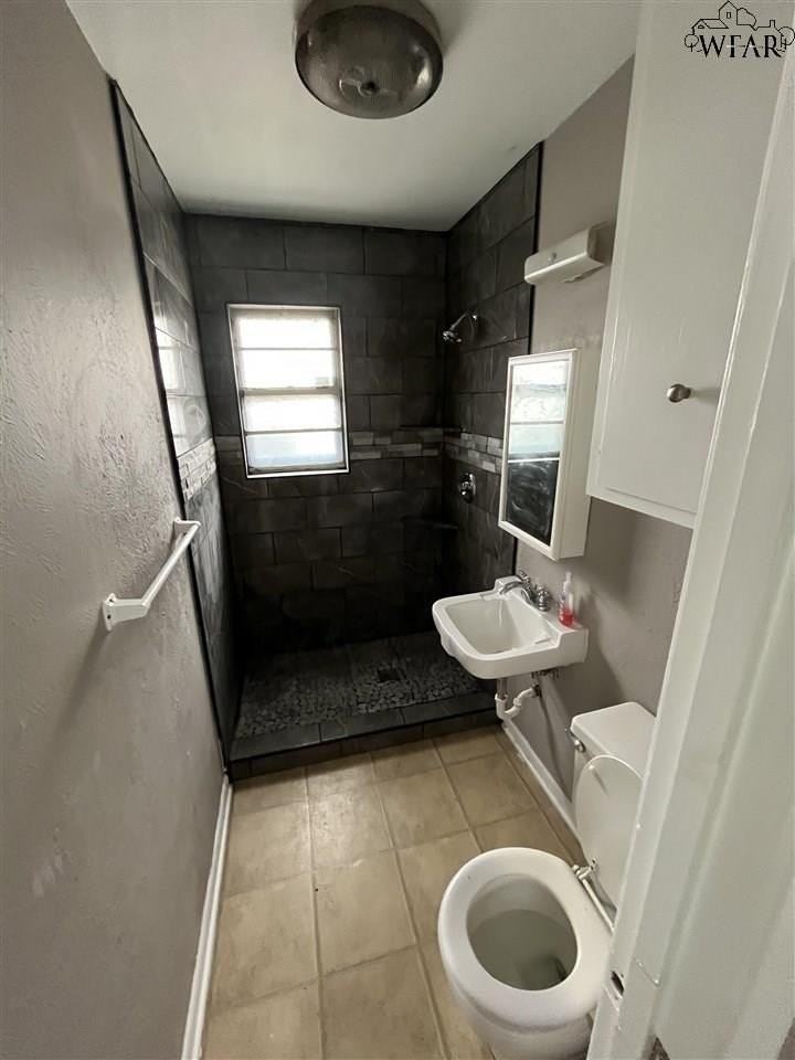 4704 NORTHSHORE DRIVE - Photo 7 of 7