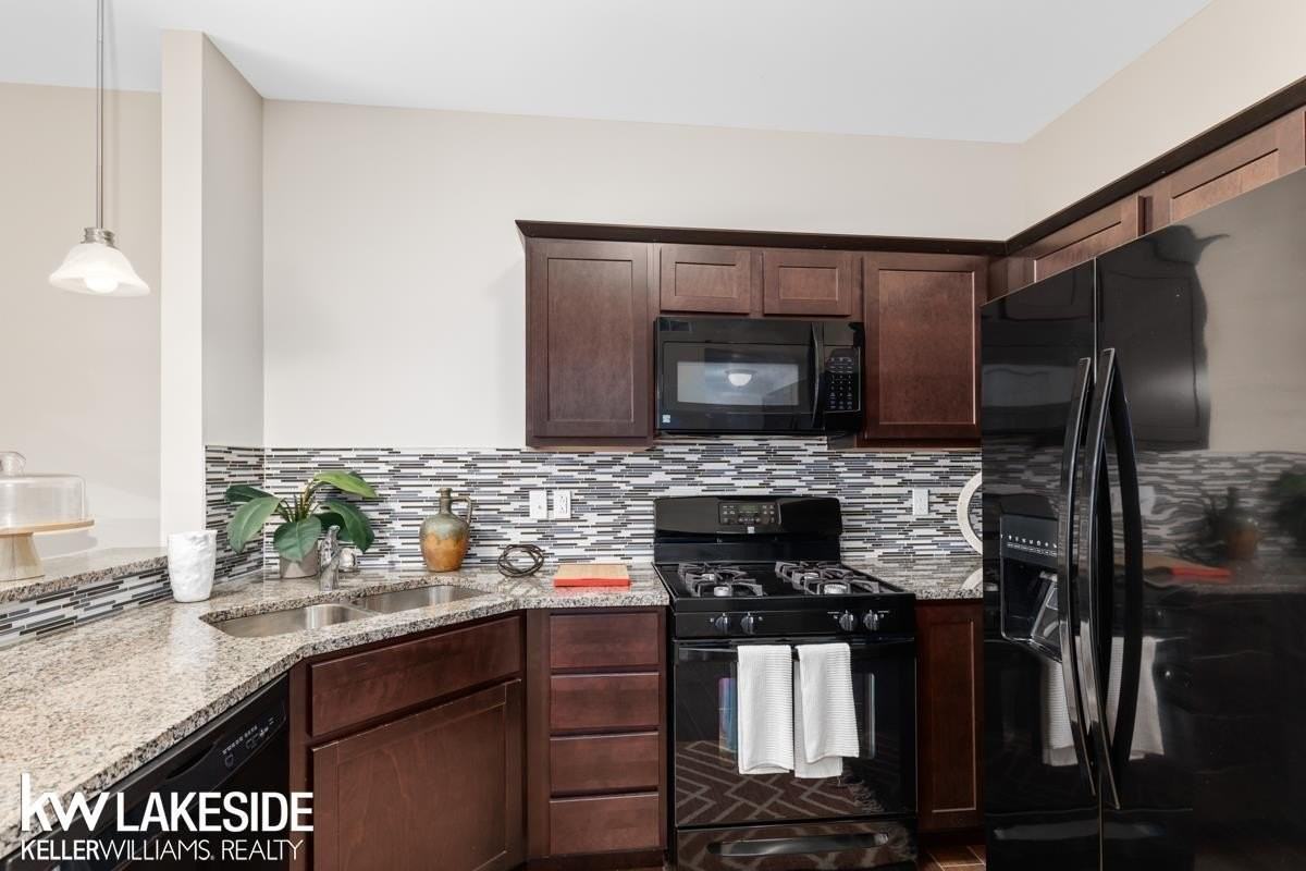 11637 Weingartz W - Photo 4 of 28