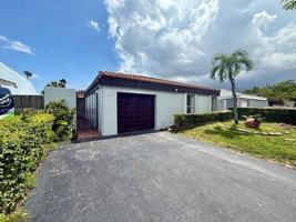 featured image of 11570 Sw 83rd Ter