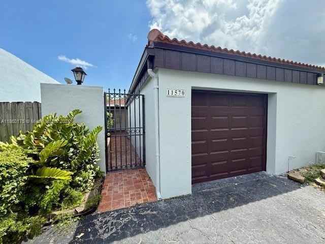 11570 Sw 83rd Ter - Photo 2 of 8