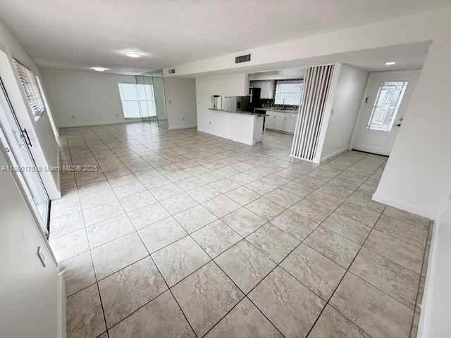 11570 Sw 83rd Ter - Photo 6 of 8