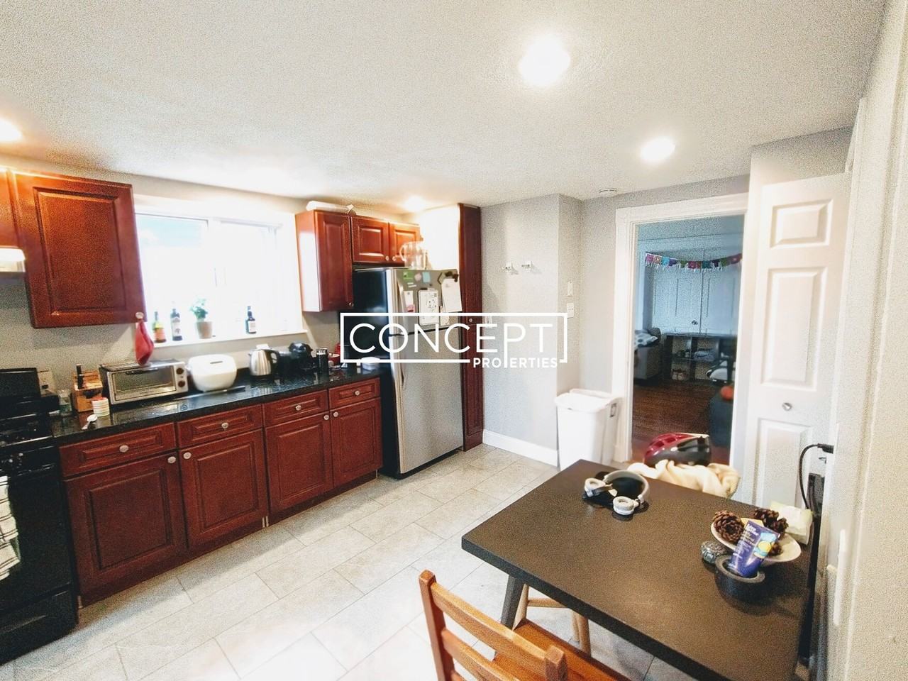 82 Bristol Rd #2 - Photo 5 of 7