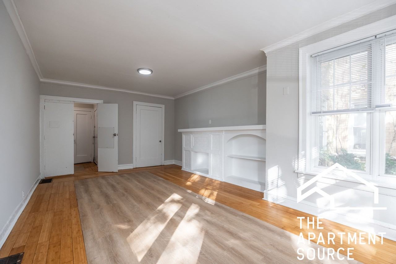 6304 N Oakley Ave #1 - Photo 3 of 14