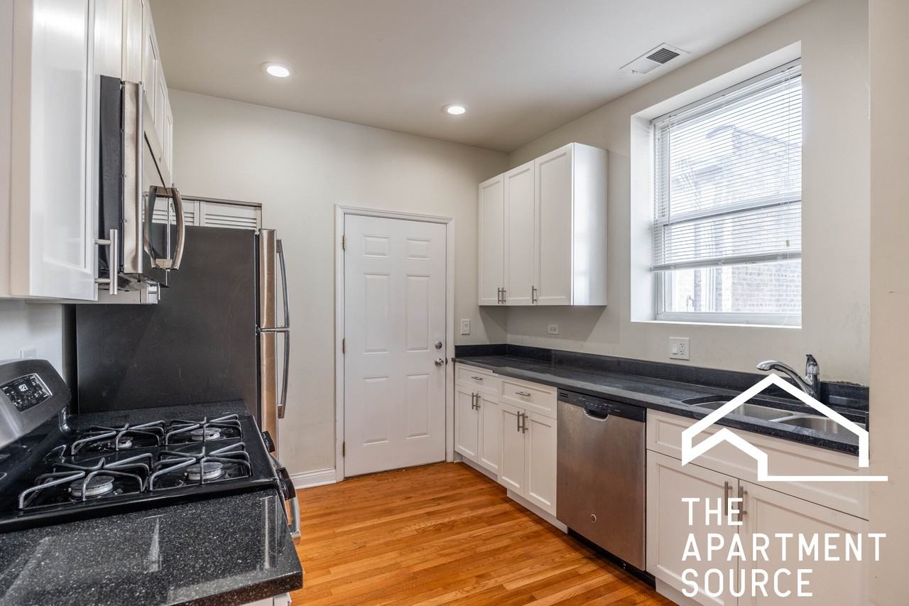 1157 W Lunt Ave #2 - Photo 2 of 18