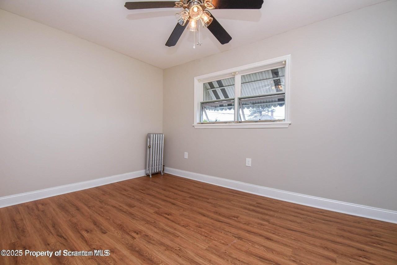 1225 1/2 S Irving Ave - Photo 7 of 21