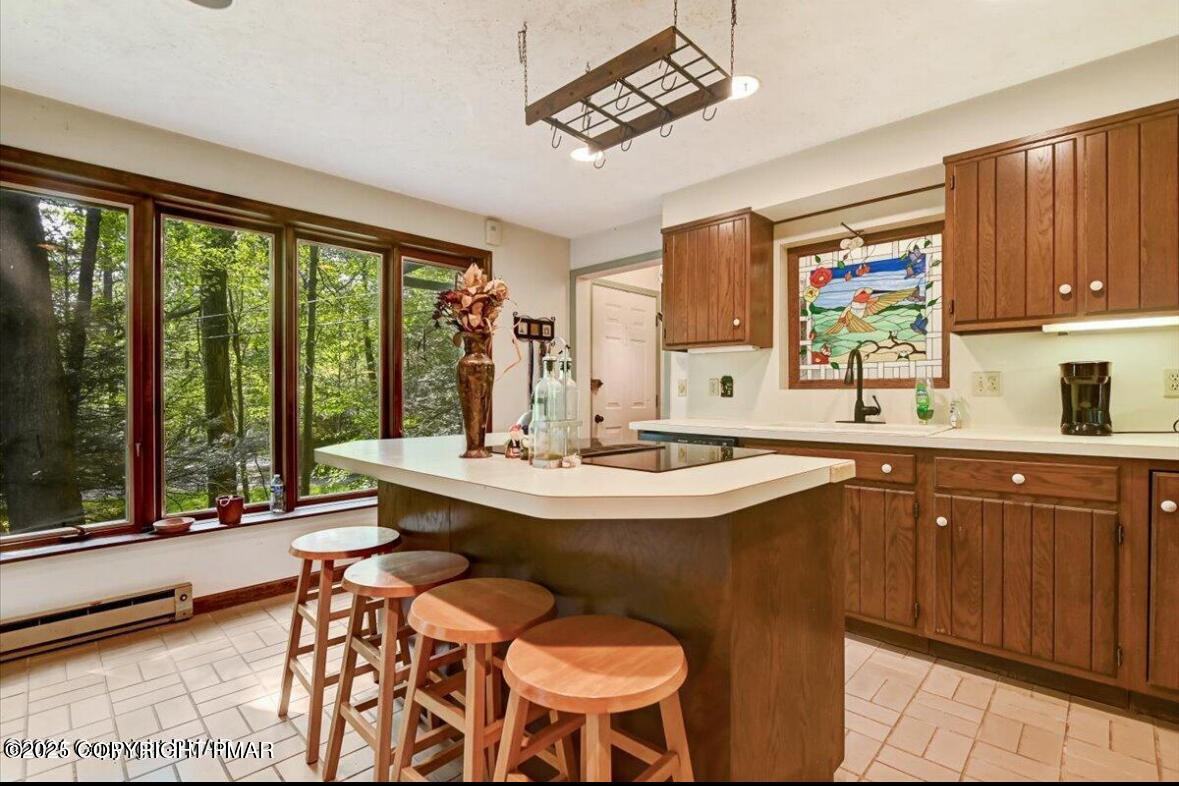 204 Wiscasset Rd - Photo 2 of 18