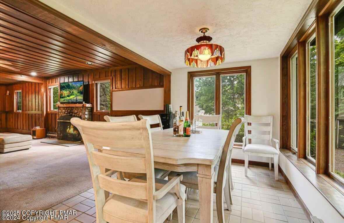 204 Wiscasset Rd - Photo 3 of 18