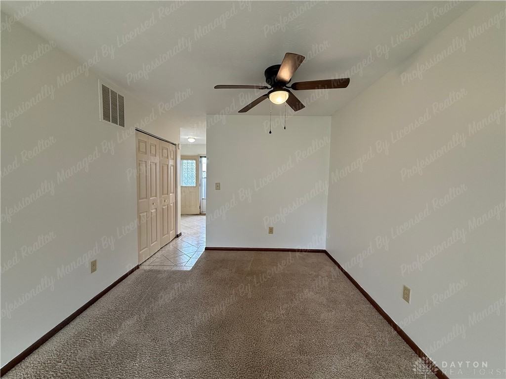 8364 Woodgrove Ct - Photo 7 of 22