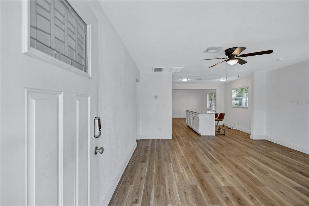 3700 14th Street North - Photo 4 of 42