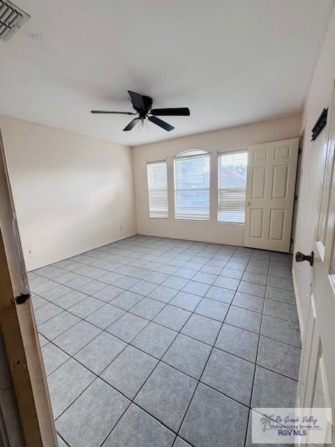 2837 Seville Blvd - Photo 7 of 25