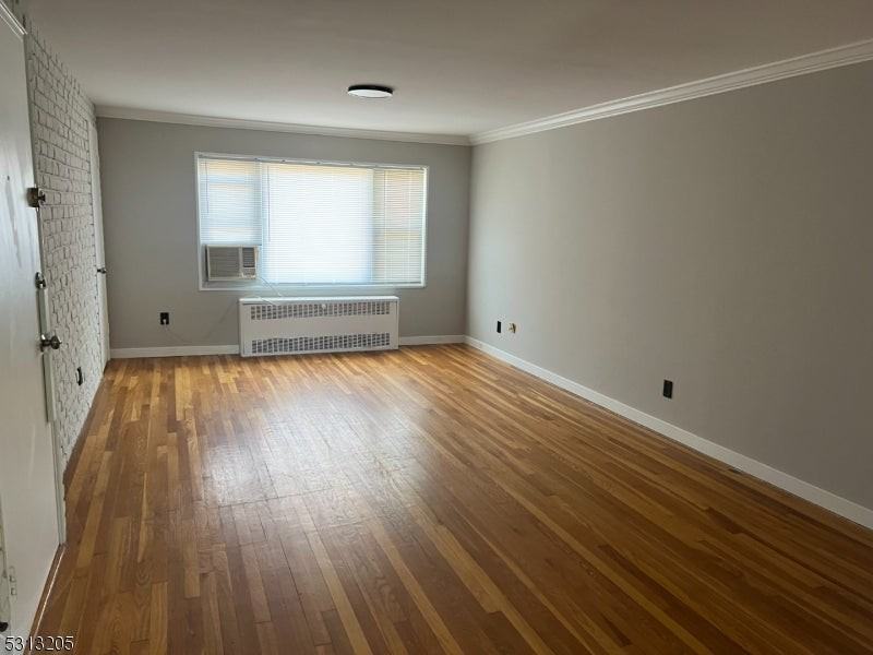 49B Garfield Park - Photo 2 of 10